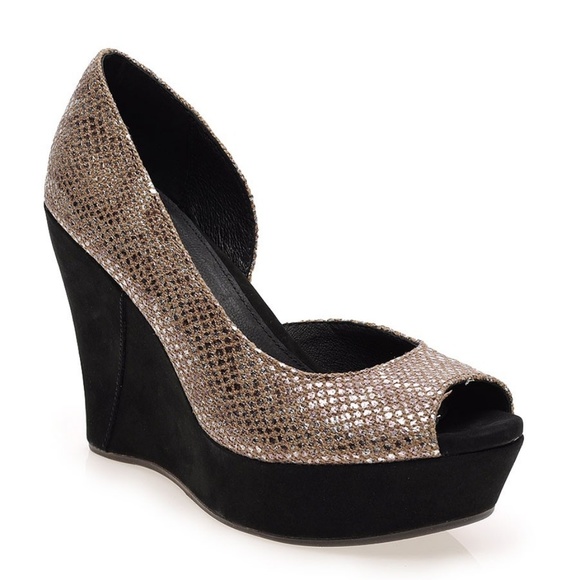 UGG Shoes - Ugg toura metallic wedge New condition